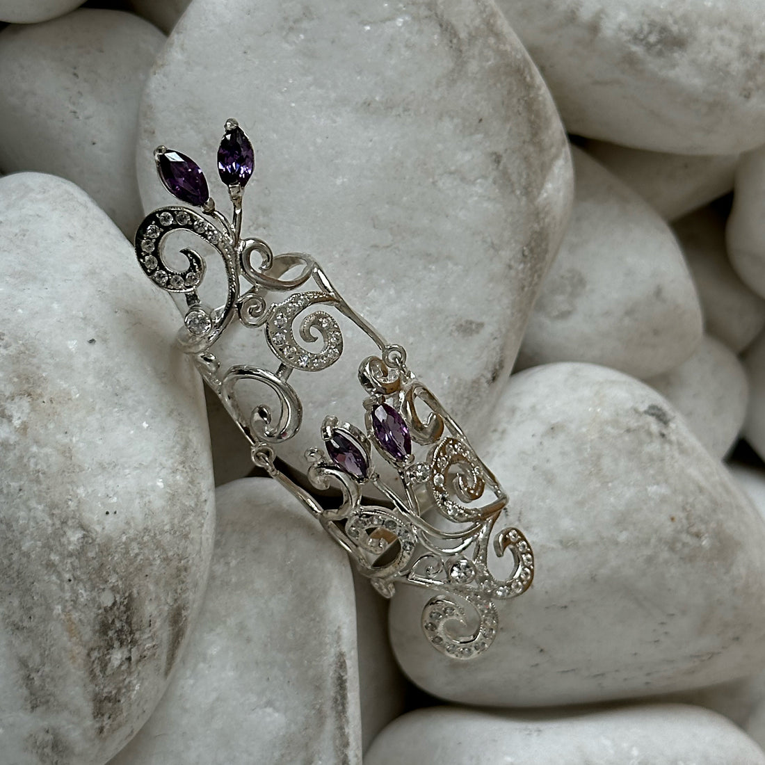 "Silver full finger zircon ring"