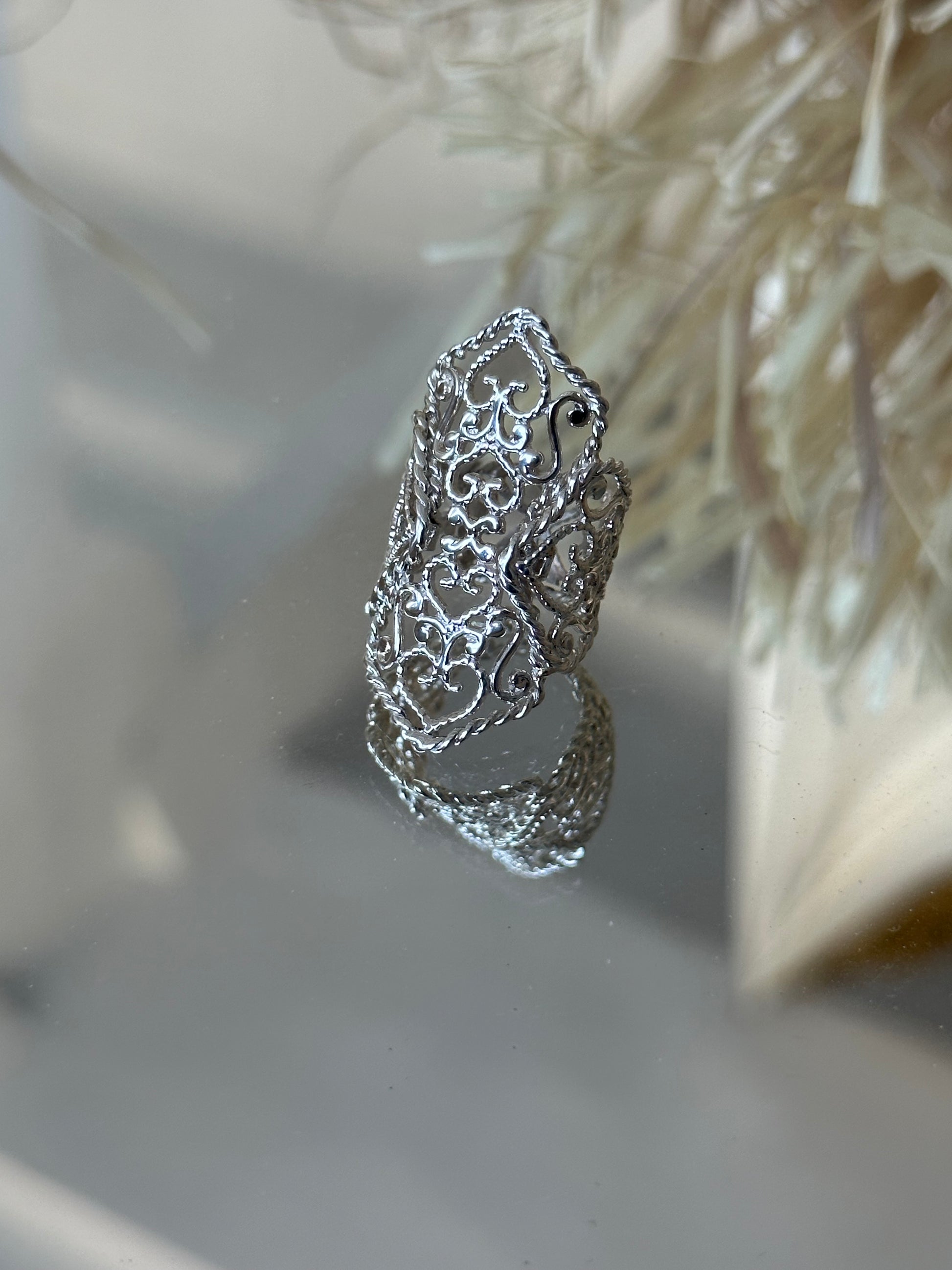 "SIlver filigree ornament armenian ring"