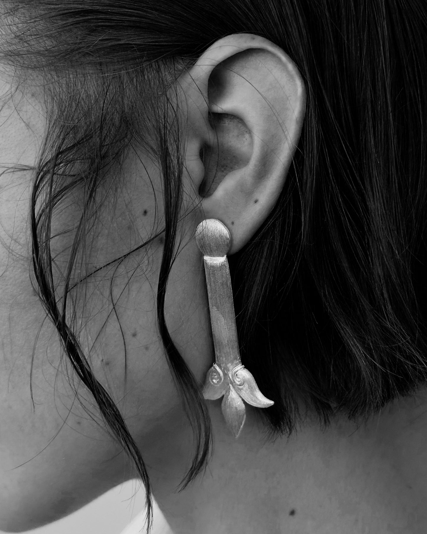 "silver long chandelier armenian earrings"